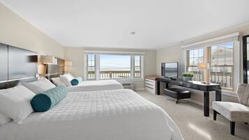 Tabla de planchar con plancha, wifi y ropa de cama