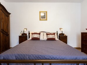 3 bedrooms