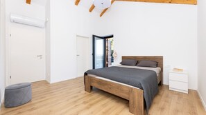 3 habitaciones, tabla de planchar con plancha y wifi gratis 