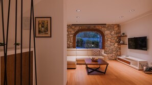 TV - Villa Lu 2 Krk by Villas Guide (Malinska)