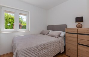 2 Schlafzimmer, Bügeleisen/Bügelbrett, kostenloses WLAN, Bettwäsche