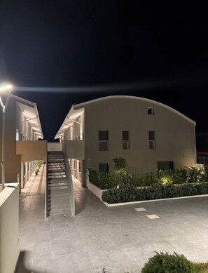 Exterior - Charming 1-bedroom apartment in Bari with WiFi, AC, near the sea (Bari)