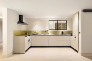 Microwave, oven, coffee/tea maker, toaster