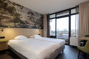 1 slaapkamer, een strijkplank/strijkijzer, gratis wifi, beddengoed