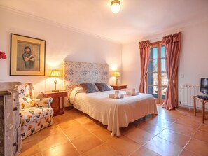 Room - Gran Llombards by Interhome (Llombards/C.Llombards/C.S'Almonia)