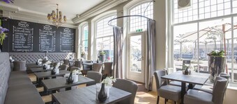 The Perfect Stay for Explorers! Free Breakfast, Onsite Dining!