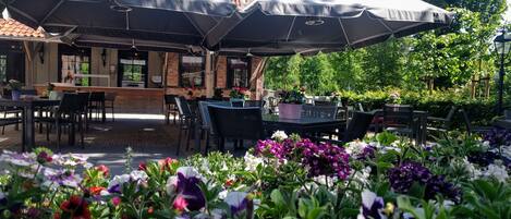 Restauration en plein air