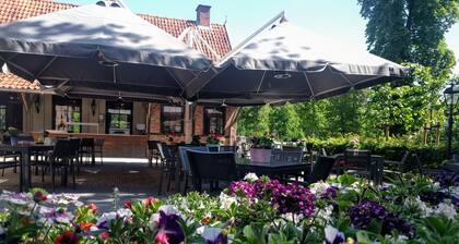 Comfortable Enschede Retreat — Near Het Hulsbeek And Scenic Bike Routes