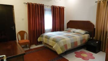 Double Room | Iron/ironing board, free WiFi