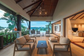 Villa, Bay View | Living area