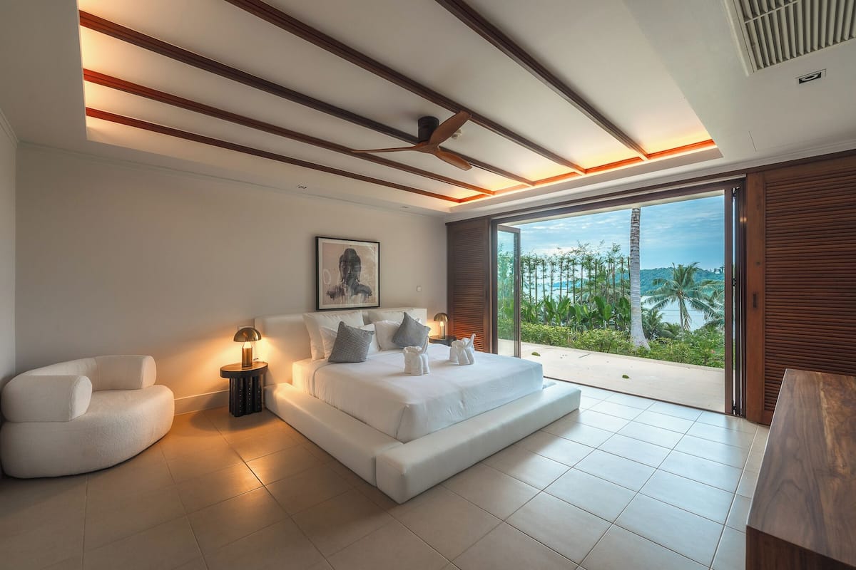 Villa, Bay View