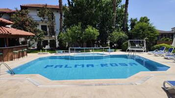 Udendørs pool