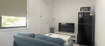 Guest Suite 2 Bedrooms &  Private Bathroom, Kitchen