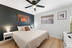 2 chambres, bureau, fer et planche à repasser, Wi-Fi