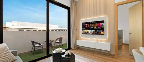 Fernseher, Tischtennisplatte