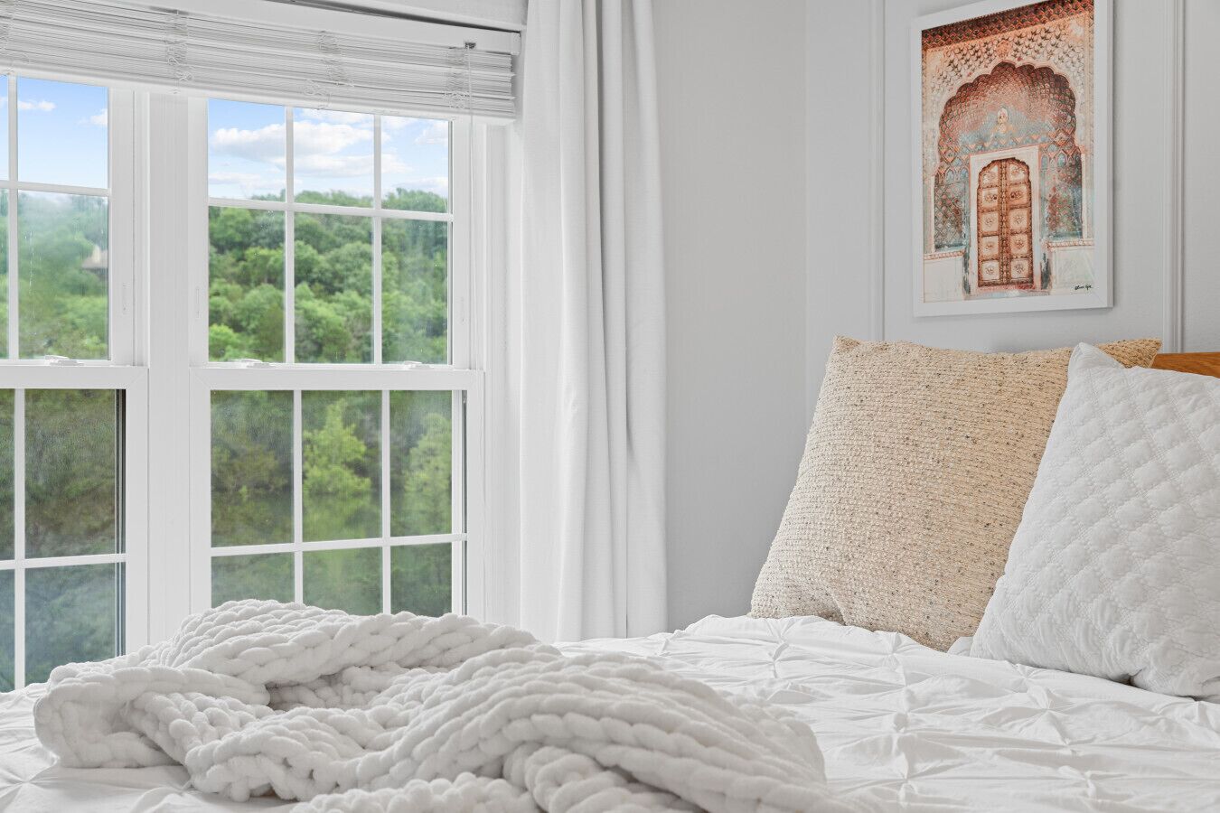 2 bedrooms, iron/ironing board, free WiFi, bed sheets