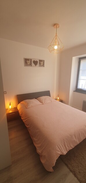 Room - Inland Basque Country, house at the foot of the mountains and 30 minutes from the sea (Bidarray)