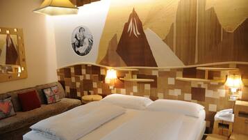 In-room safe, free WiFi