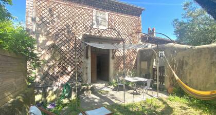 Maison avec jardin plein centre