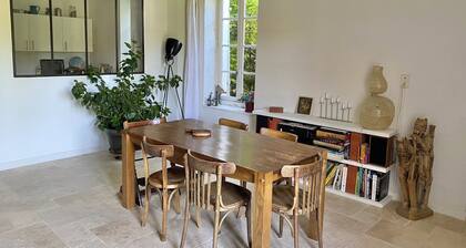 Centrally located house with garden