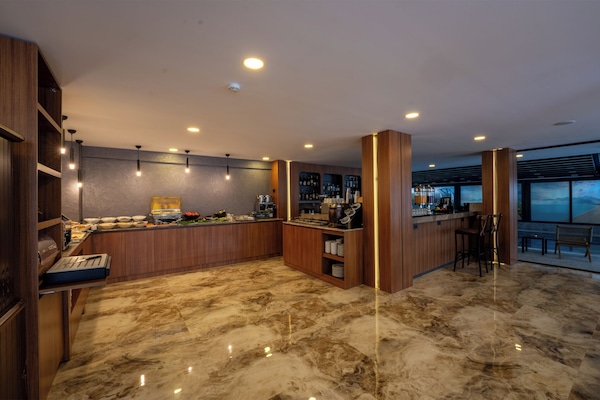 Desayuno buffet incluido todos los días
