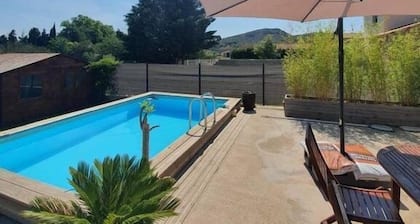Villa piscine privée 4 chambres RDC mer