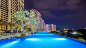 2 outdoor pools - Luxury apartment in Midtown Phu My Hung (Ho Chi Minh City)