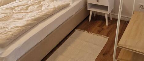 2 bedrooms, WiFi, bed sheets