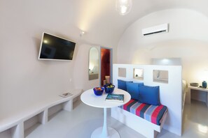 1 chambre, coffres-forts dans les chambres, fer et planche à repasser
