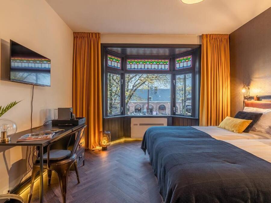 Coffres-forts dans les chambres, bureau