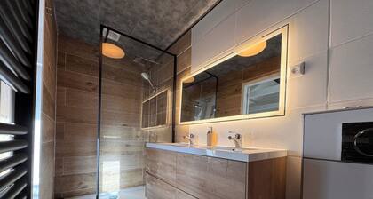 Schanskerhof Apartment next to THERMEN BAD NEWESCHANS indoor SAUNA