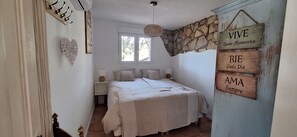 2 chambres, Wi-Fi gratuit, draps fournis