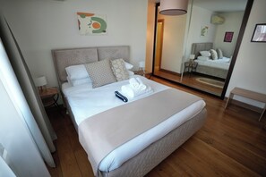 1 bedroom, iron/ironing board, WiFi, bed sheets - Prime location explore İstanbul on foot (Istanbul)