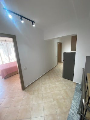 1 bedroom, iron/ironing board, WiFi