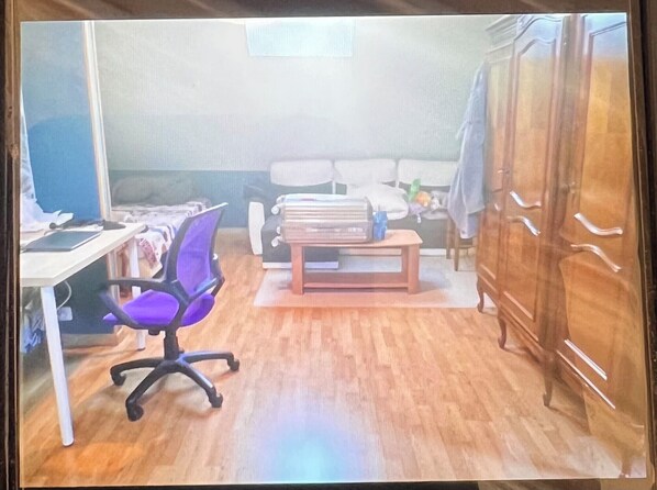 3 bedrooms, iron/ironing board, WiFi