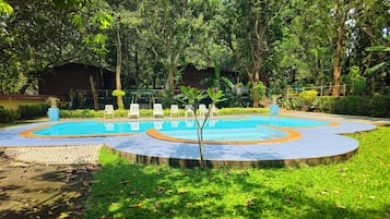 Piscina all'aperto