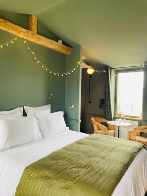1 habitación, wifi y ropa de cama