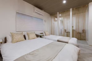 Blackout curtains, iron/ironing board, free WiFi