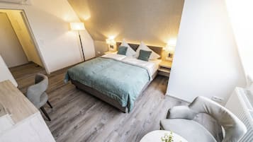 Doppelzimmer, 1 Schlafzimmer, Nichtraucher, Blick auf den Innenhof | Kostenloses WLAN