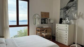 4 camere, ferro/asse da stiro, culla da viaggio, Wi-Fi gratuito