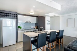 Apartment, Ocean View | Private kitchen