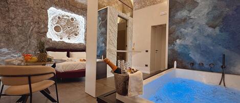 Coffres-forts dans les chambres, Wi-Fi gratuit