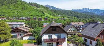 Stunning private villa for 4 people with WIFI, TV, patio and pets allowed