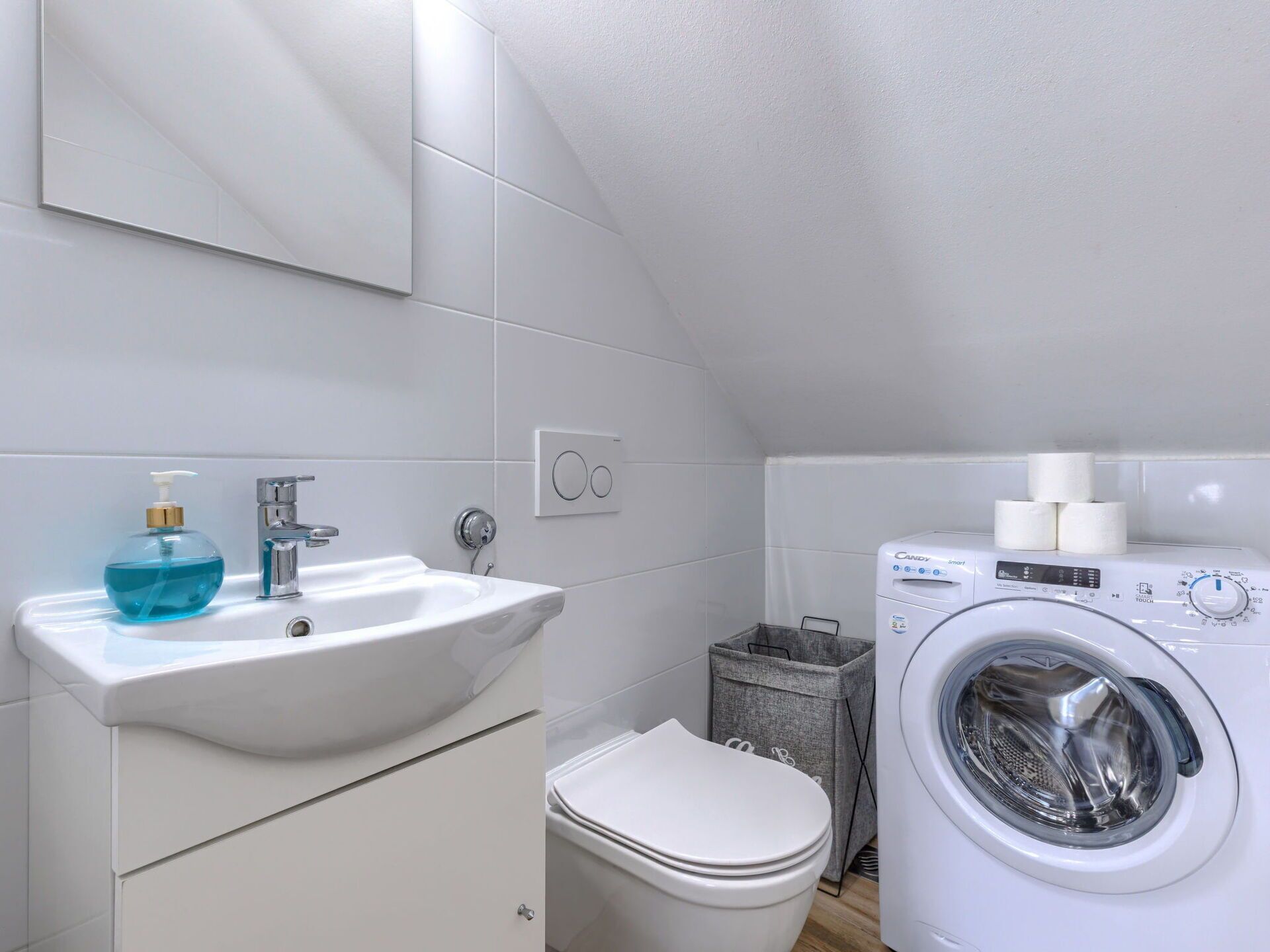 Washing Machine, Plumbing Fixture, Flooring, Floor, Interior Design, Bathroom, Sink, Tap, Clothes Dryer, Plumbing