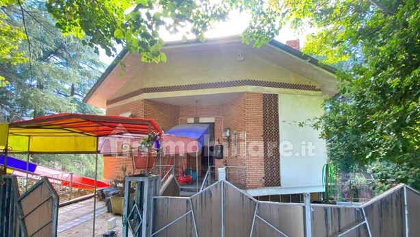 Exterior - Room-large Umbrian Farmhouse With Park w (Castel Viscardo)