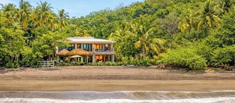 Luxury Beachfront Estate w/ Private Chef, Full Staff/Concierge Resort Amenities