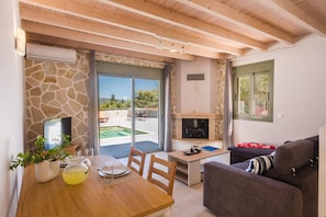 Living area - Armonia View Villa with pool and amazing surrounding nature (Lefkdada)