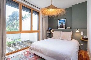 3 Schlafzimmer, Bügeleisen/Bügelbrett, WLAN, Bettwäsche