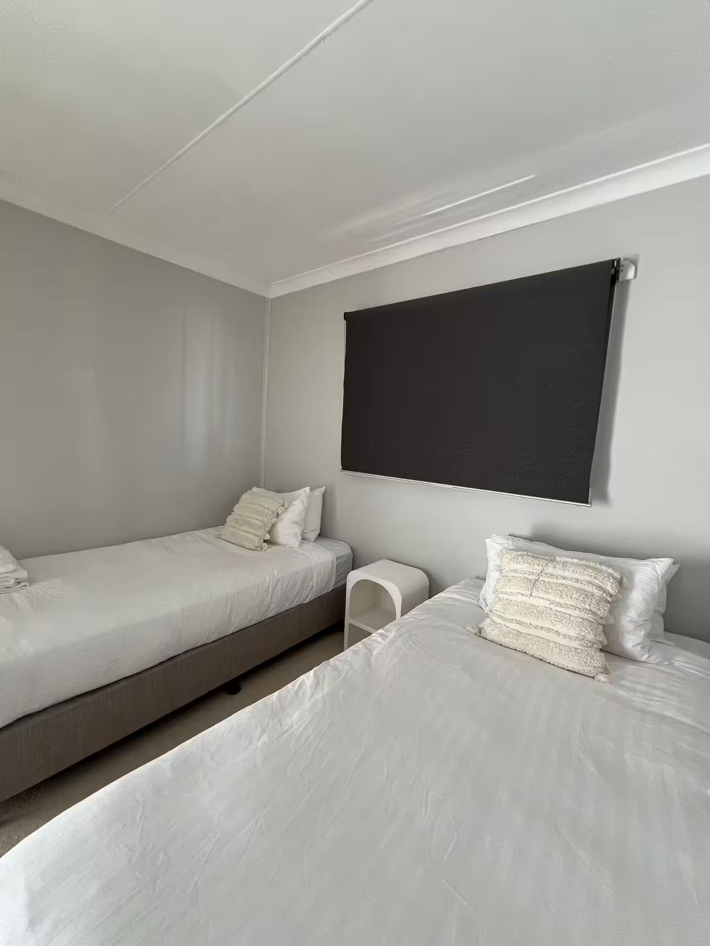 3 chambres, fer et planche à repasser, Wi-Fi, draps fournis