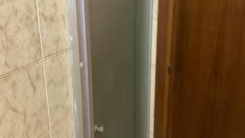 Zimmer, 1 Schlafzimmer, Raucher, eigener Pool | Eingangsbereich